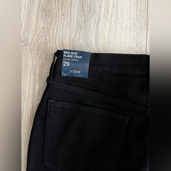 NWT J.Crew Factory Women’s Flare crop black jean in all-day stretch - Size 29 - Picture 7 of 7